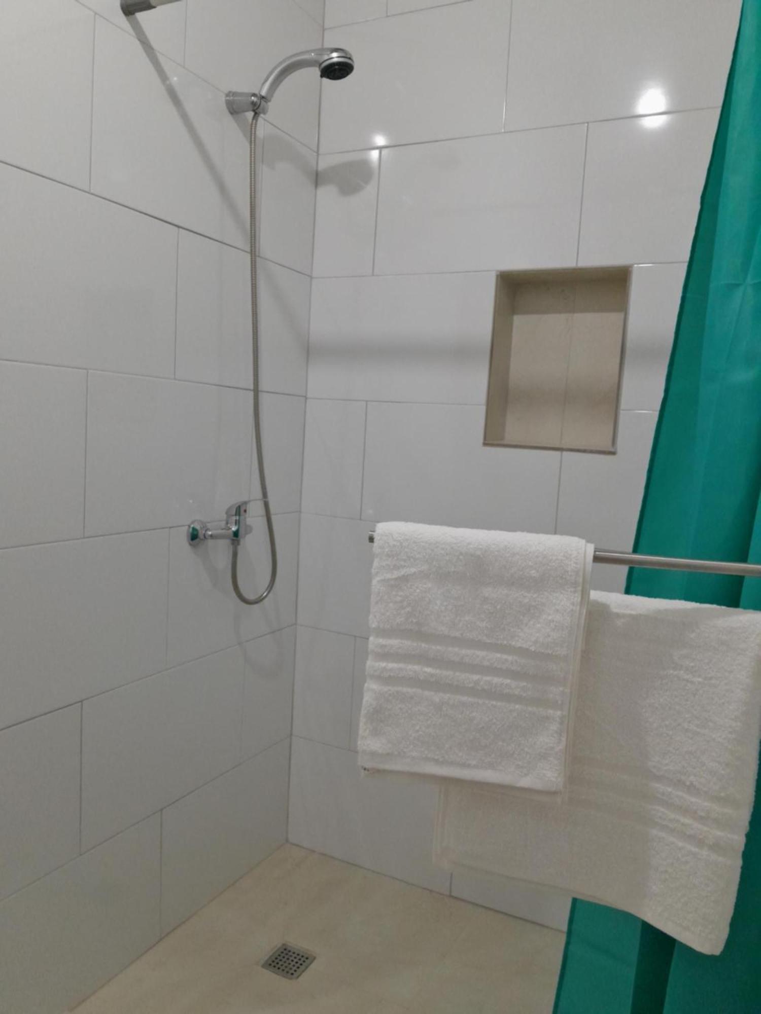 Limestone Sun Suites Sliema Phòng bức ảnh