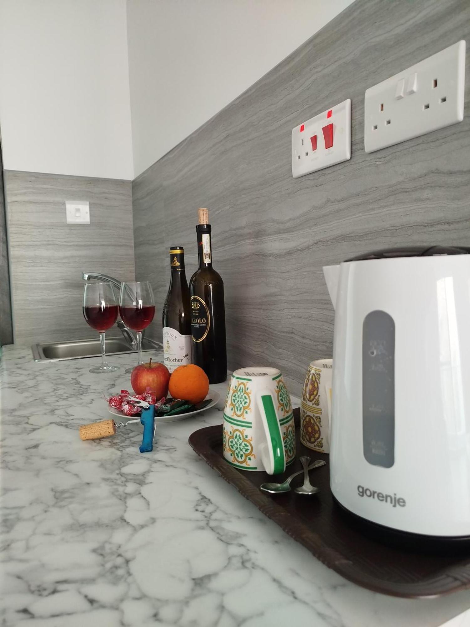 Limestone Sun Suites Sliema Ngoại thất bức ảnh